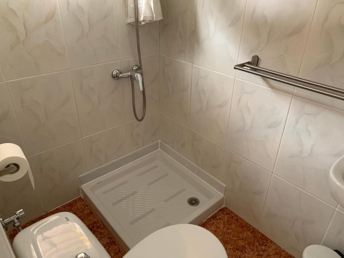 Casa Isa Apartment อาโรนา ภายนอก รูปภาพ